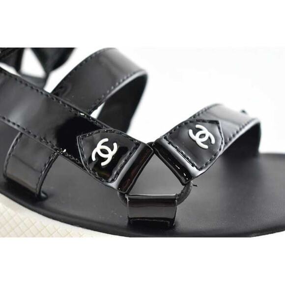 Chanel 20C Black Patent White CC Logo Mule Slide Strap Flat Dad Sandal 40.5 - Picture 4 of 12
